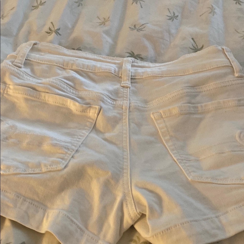 AE Women's White Button-Detail Sailor Shorts High-Rise Shortie 4 - Picture 8 of 11